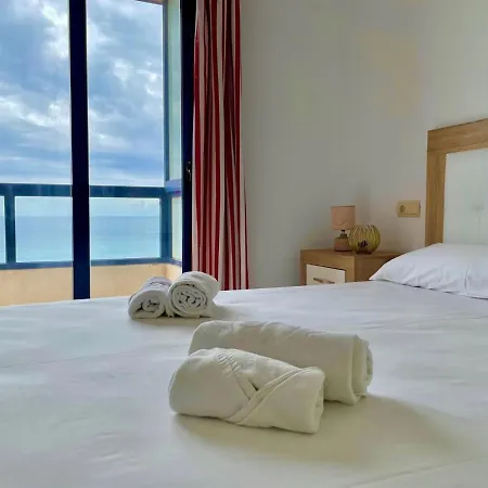 Nuevo Costa Blanca 7b Frontal Penon & Sea View First Line Arenal Διαμέρισμα *